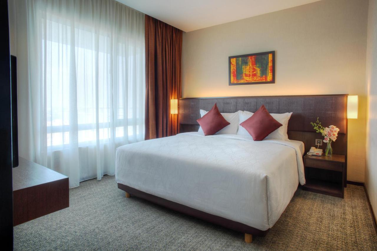 Hotel Furama Bukit Bintang, 4*