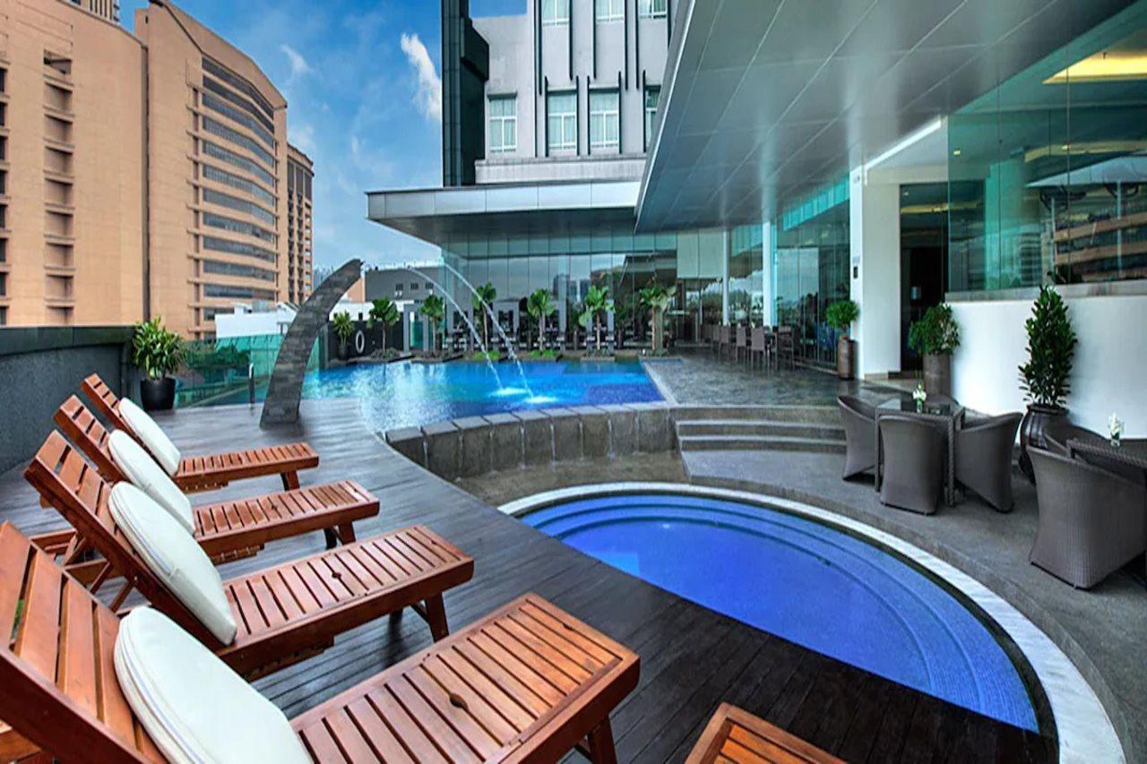 Hotel Furama Bukit Bintang, 4*