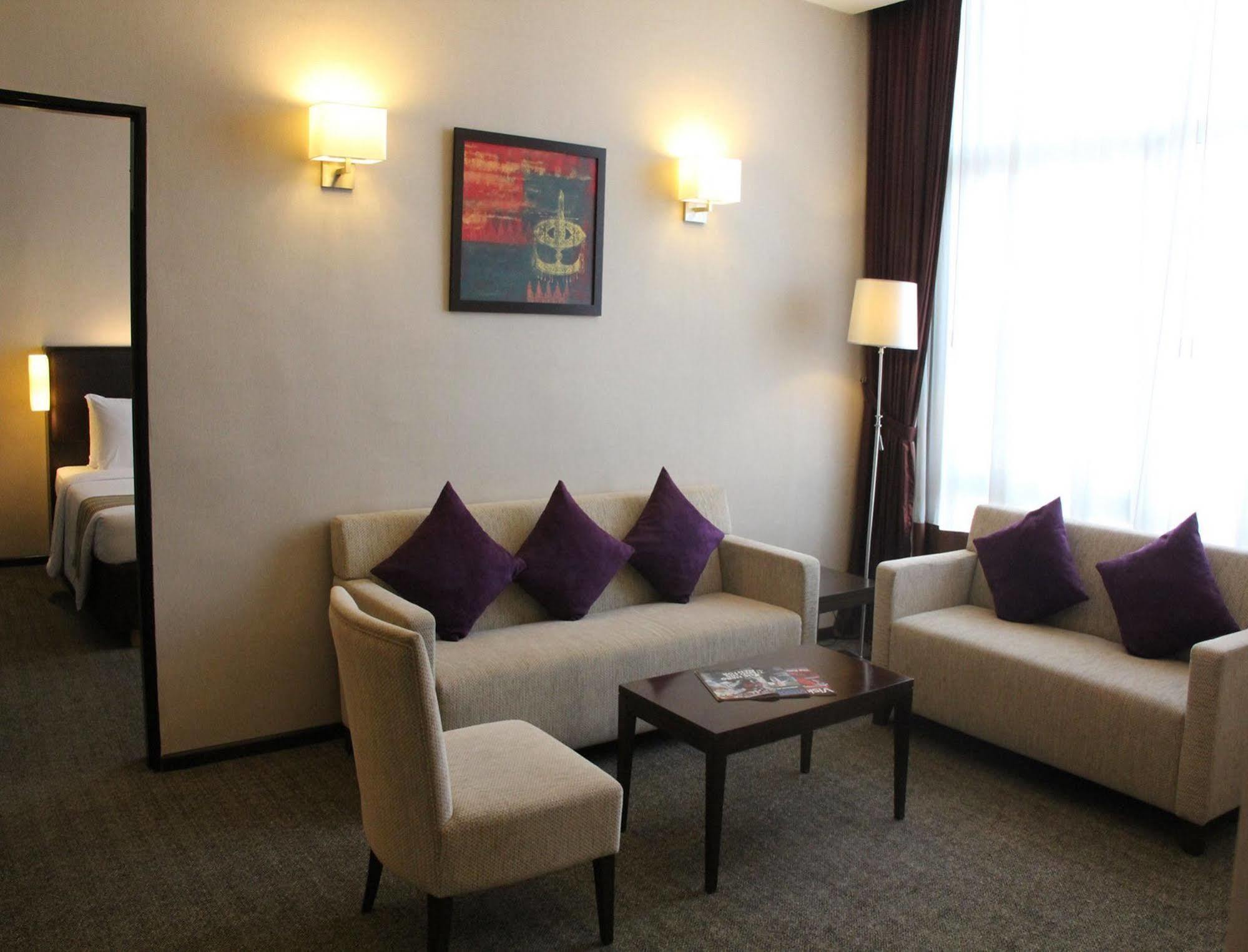 Furama Bukit Bintang, Hotel