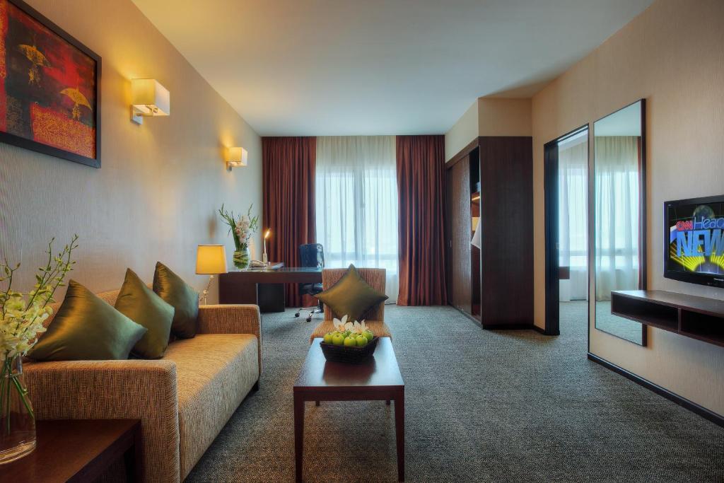 Hotel Furama Bukit Bintang, 4*